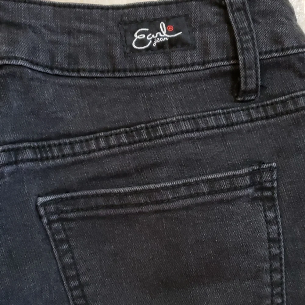 Earl Jeans Cut-Off Jean Shorts Women's Size 0 Black Denim - Picture 3 of 8